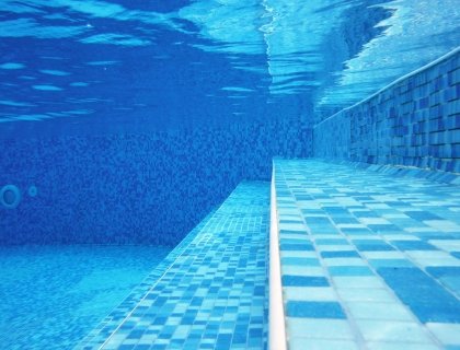 Die besten Fliesen für Schwimmbäder